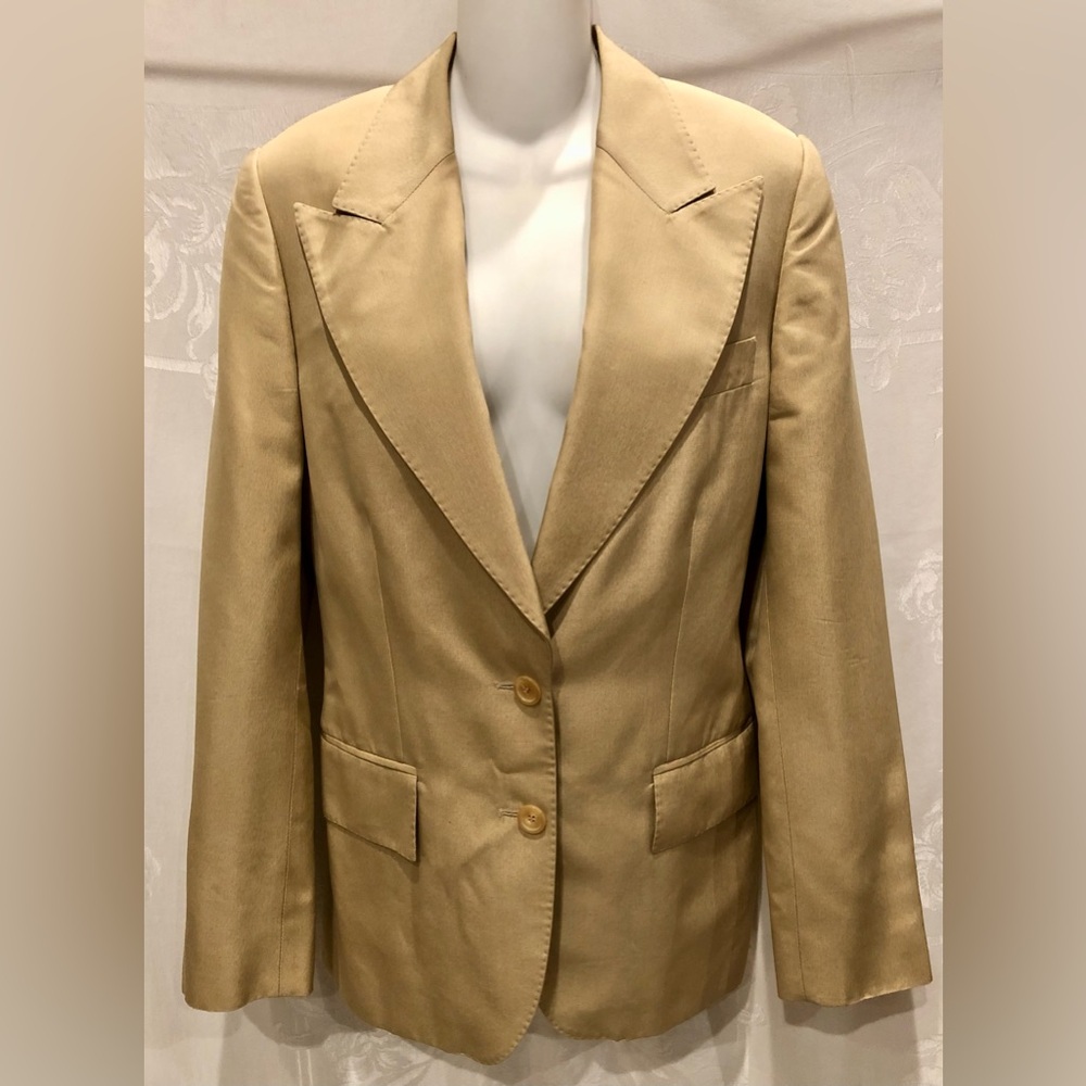 Classic GUCCI Tan Silk Two Button Blazer 42 6 $2K